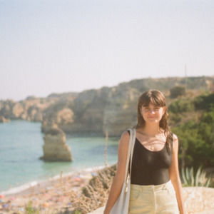 Meet your Posher, Phoebe